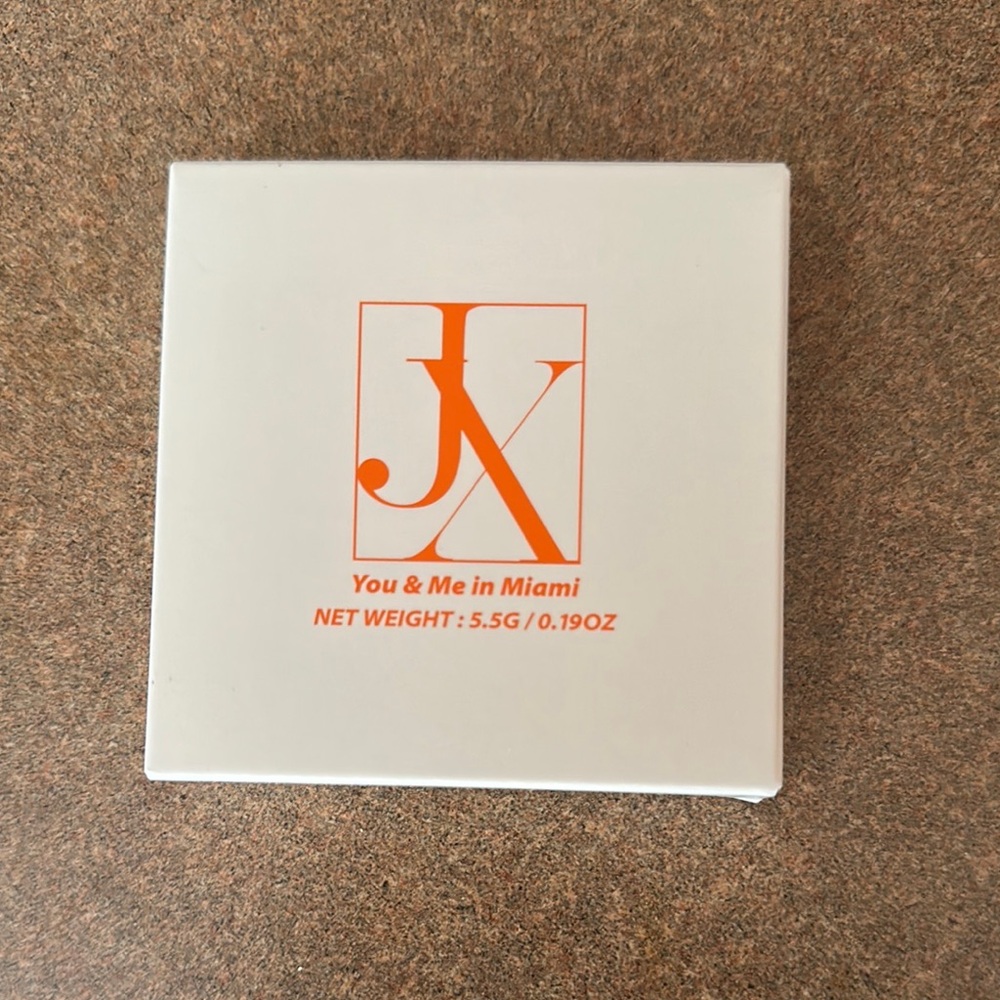 JX You & Me in Miami Compact
